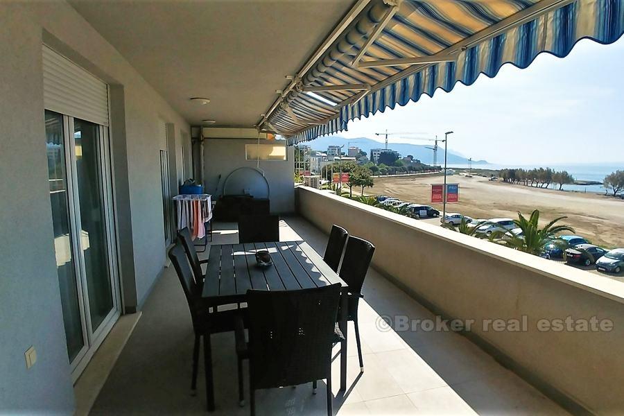 Komfortable 2-Zimmer-Wohnung, 1. Reihe, zu verkaufen