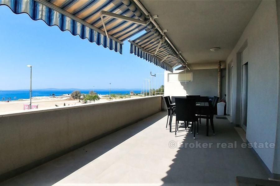 Komfortable 2-Zimmer-Wohnung, 1. Reihe, zu verkaufen