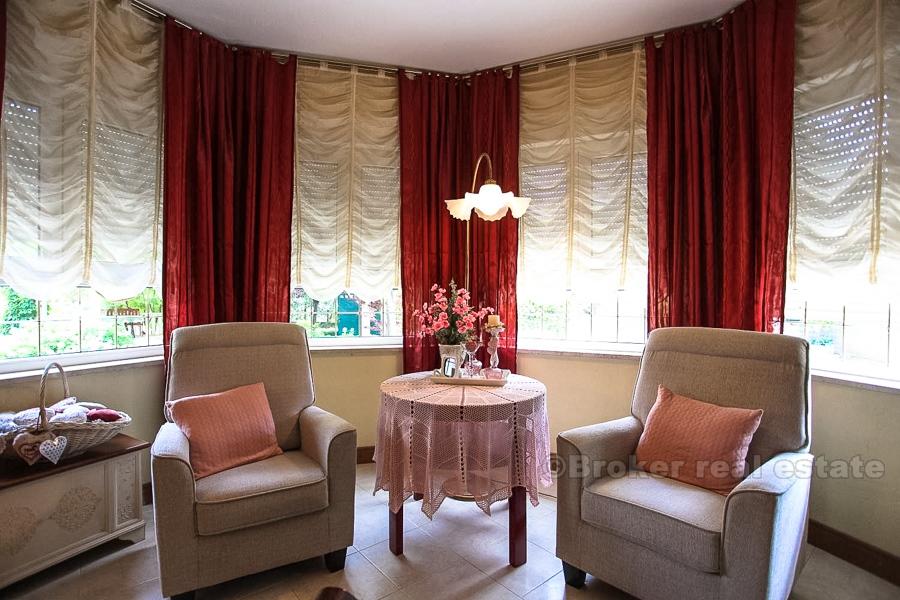 Belle maison près de la mer, à vendre