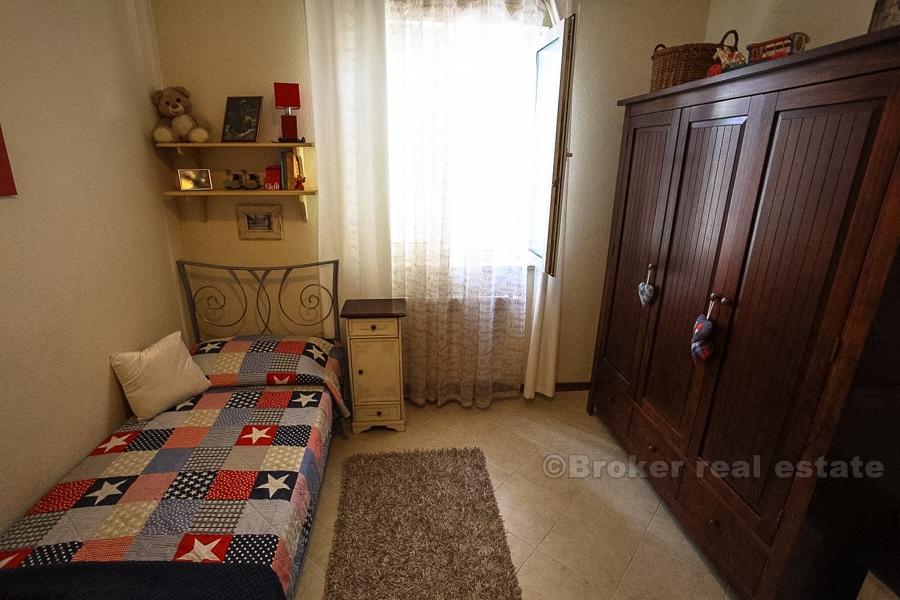 Belle maison près de la mer, à vendre