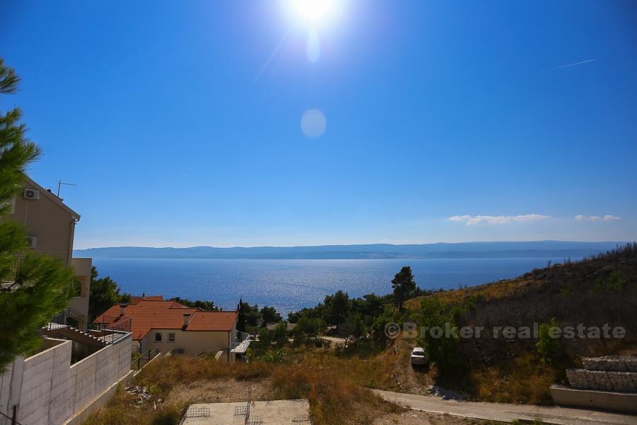 Zemljište s dozvolom i pogledom na more, prodaja