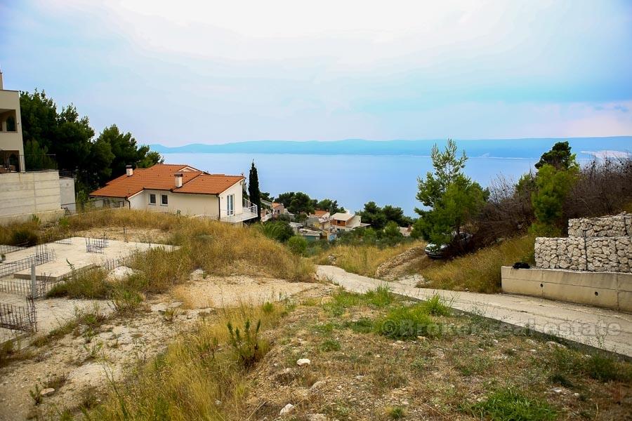 Zemljište s dozvolom i pogledom na more, prodaja