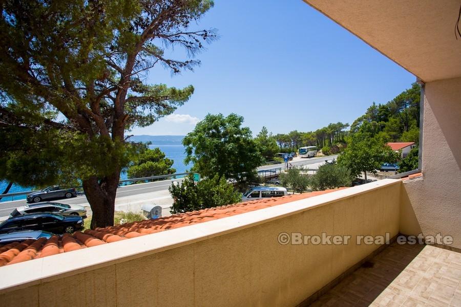 Maison jumelée, première rangée à la mer, vente