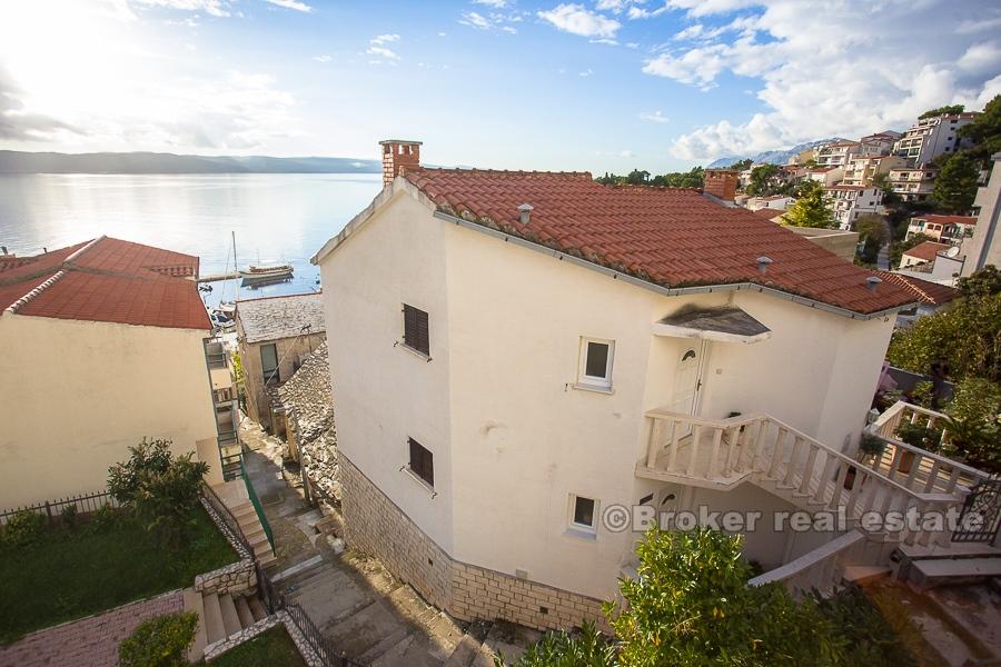 Appartamento con due camere da letto con vista mare parziale, in vendita