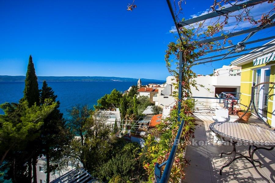 Moderne Villa mit Meerblick, zu verkaufen