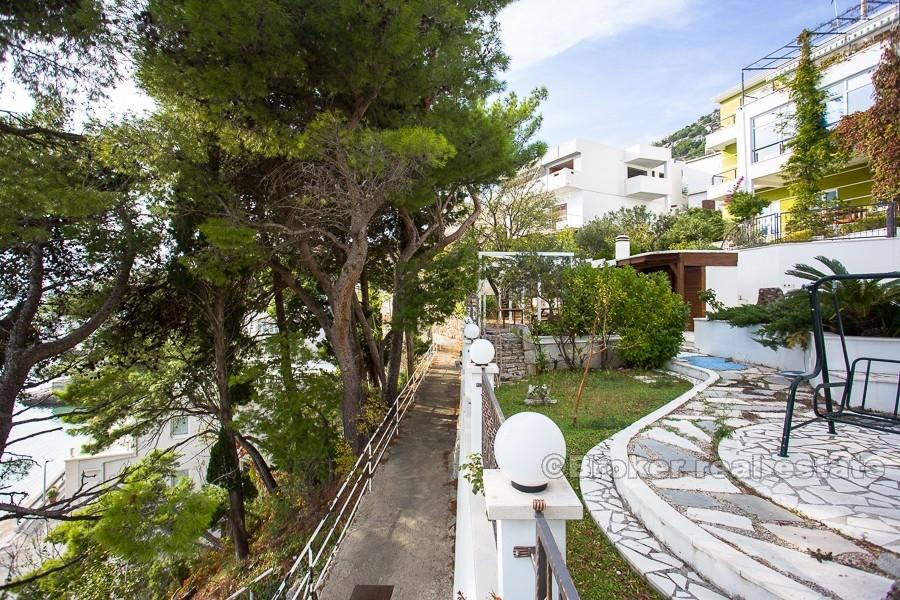 Moderne Villa mit Meerblick, zu verkaufen