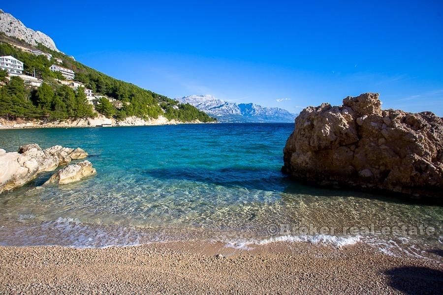 Dvojna kuća, prvi red do mora, na prodaju