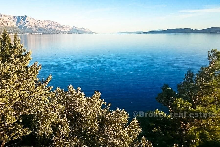 Dvojna kuća, prvi red do mora, na prodaju