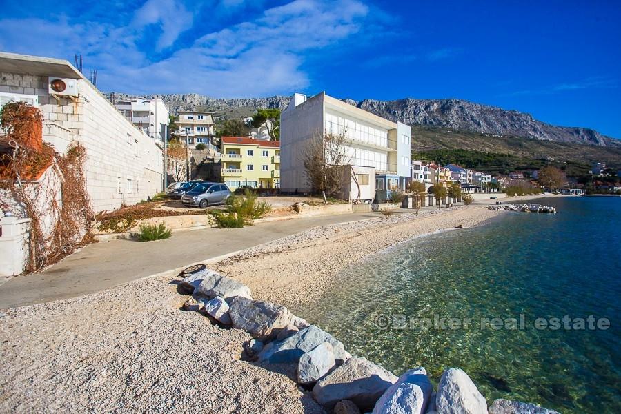 Building plot by the beach, for sale