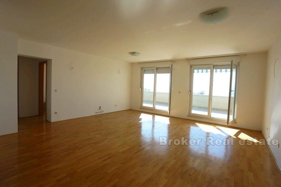 Znjan, dvoupokojový apartmán u moře