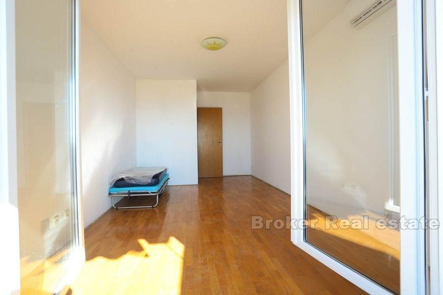 Znjan, two bedrooms apartment by the sea