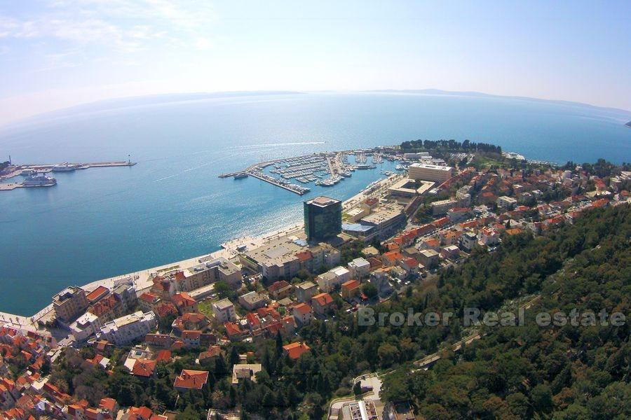 Construction land near the Riva