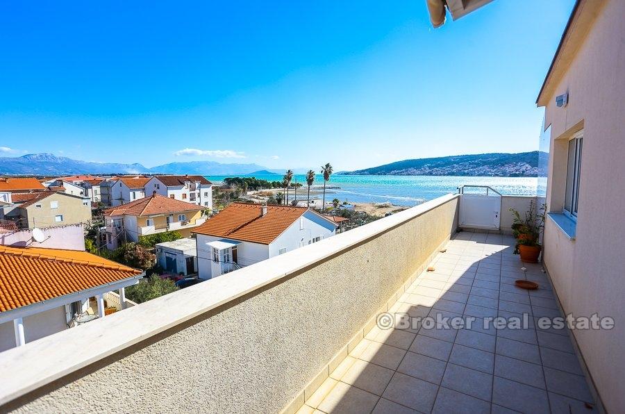 Bâtiment d'affaires à Trogir, en vente