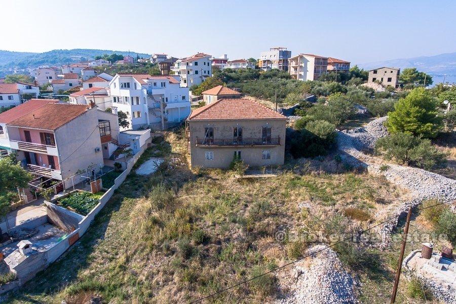 Dom z widokiem na morze, na sprzedaż