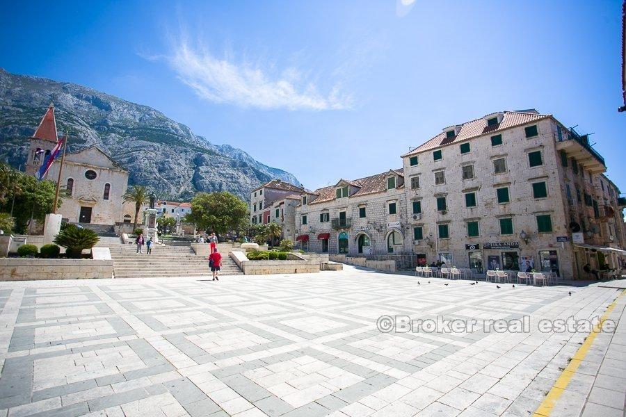 Duplex apartment in a stone house, for sale