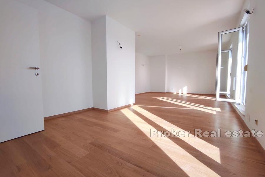 Dwupiętrowy penthouse nowo wybudowany, sprzedaż