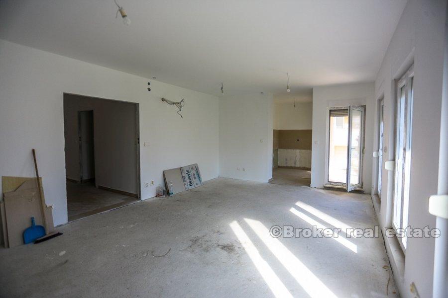 Three bedroom apartment in new building in Žnjan, sale