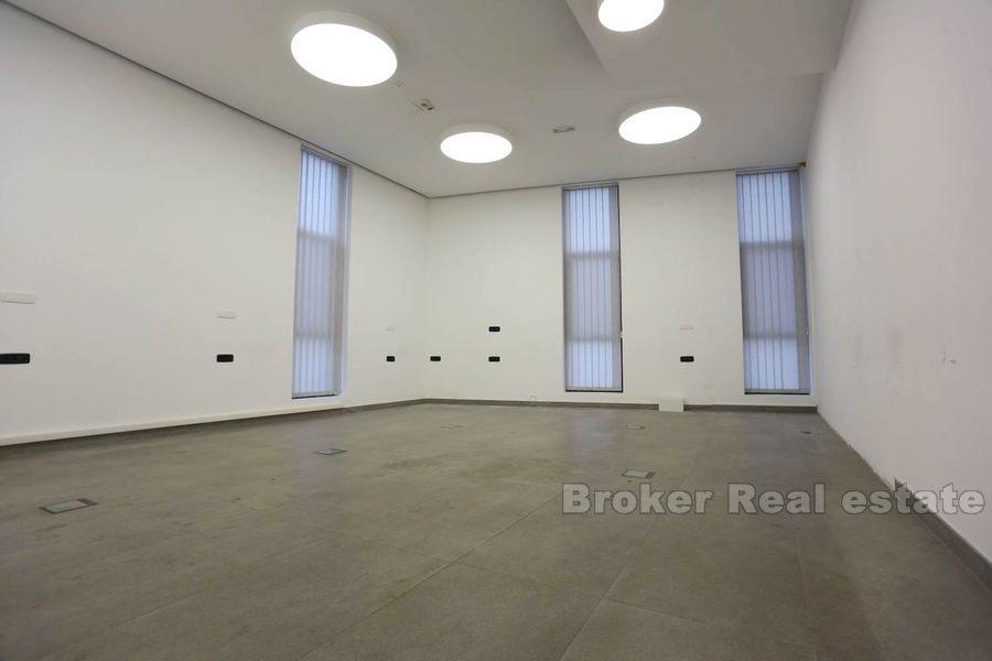 Sukoisan, obchodní prostory v atraktivní lokalitě