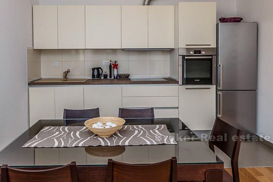 To roms leilighet, Trstenik