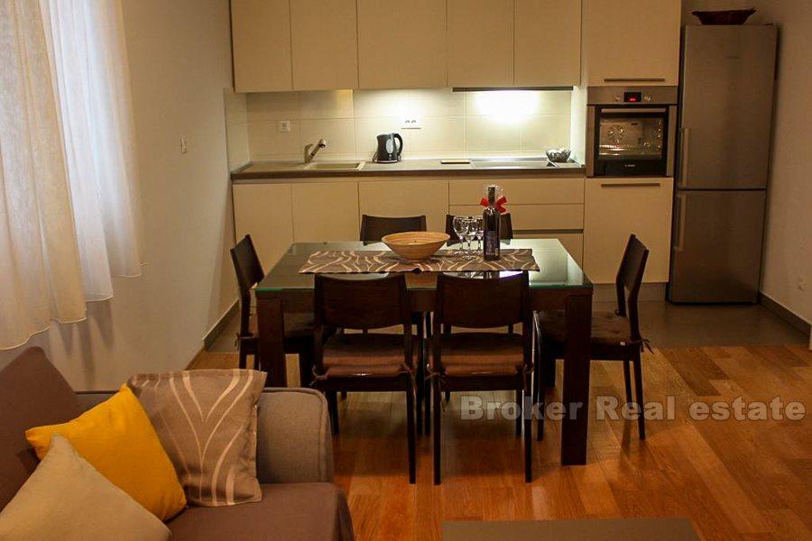 To roms leilighet, Trstenik