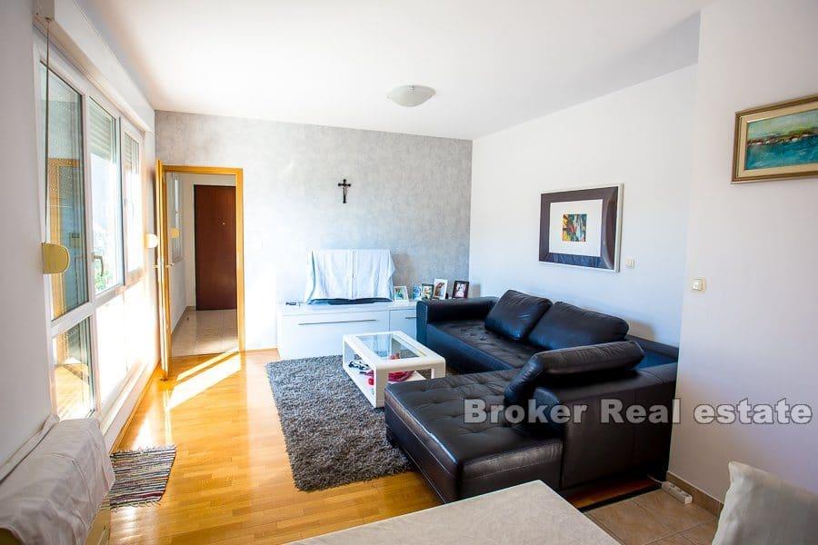 Penthouse z widokiem na morze, na sprzedaż