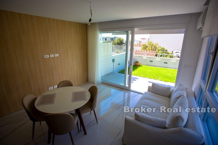 Moderne Wohnung mit Meerblick, zu vermieten