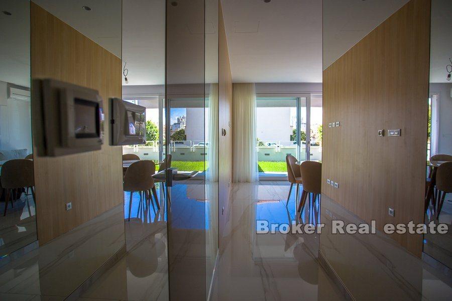 Moderne leilighet med havutsikt, til leie