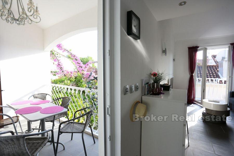 Podstrana, appartamento ristrutturato con due camere da letto