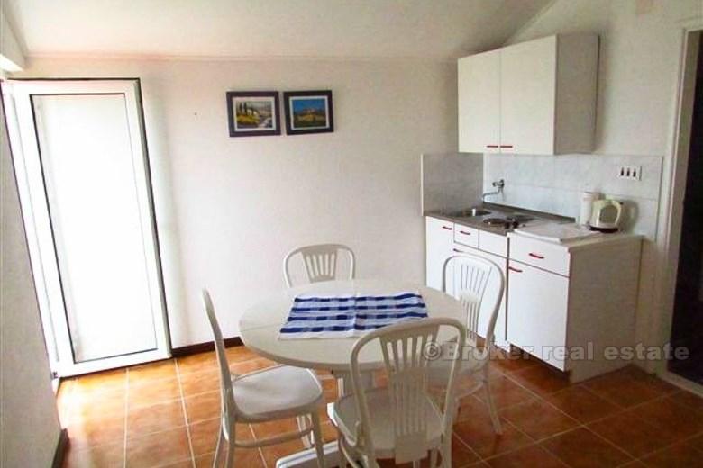 Bella villa sul lungomare, in vendita