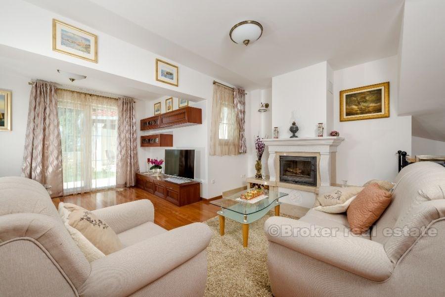 Vila s bazénem a fantastickým výhledem