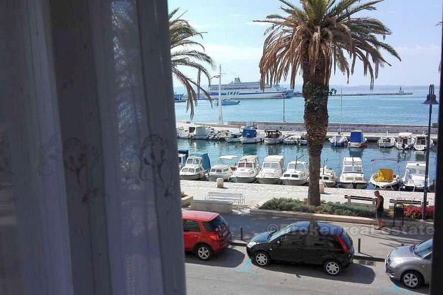 Appartamento eccellente, in vendita