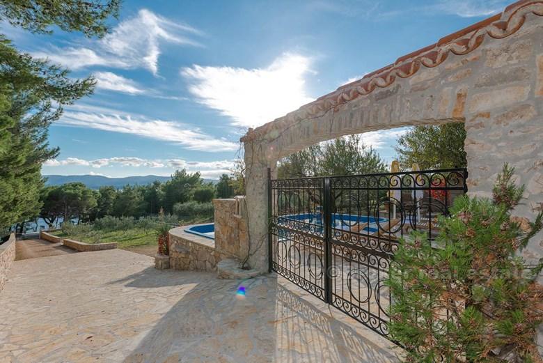 Magnificent Dalmatian villa, for sale