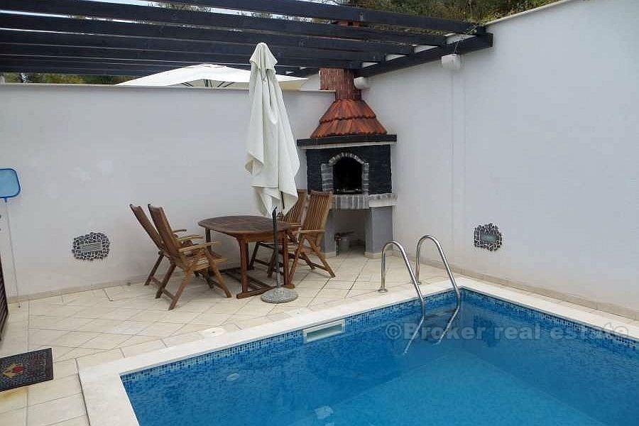 Villa-apartment, for sale
