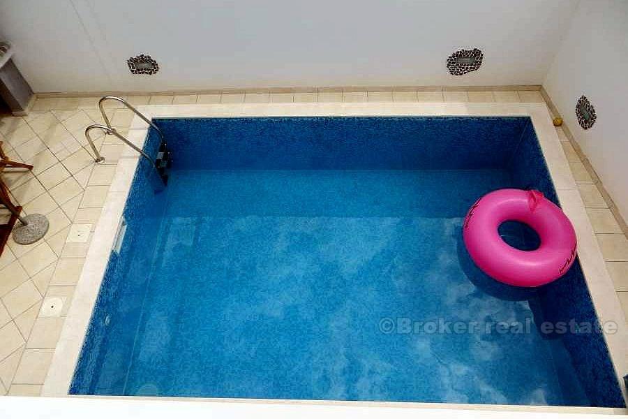 Villa-apartment, for sale