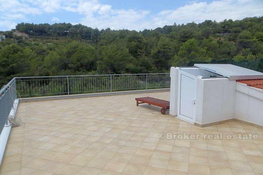 Villa-apartment, for sale