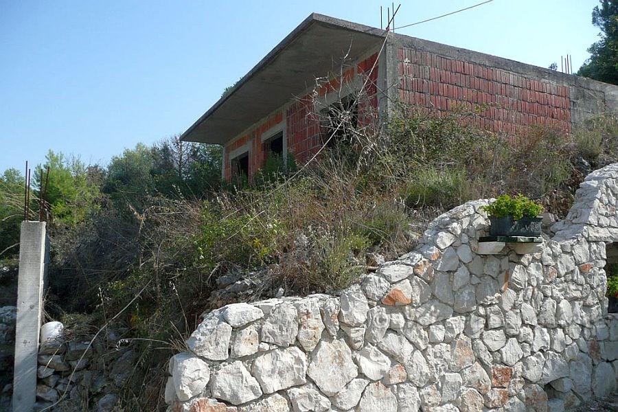 Building land, for sale