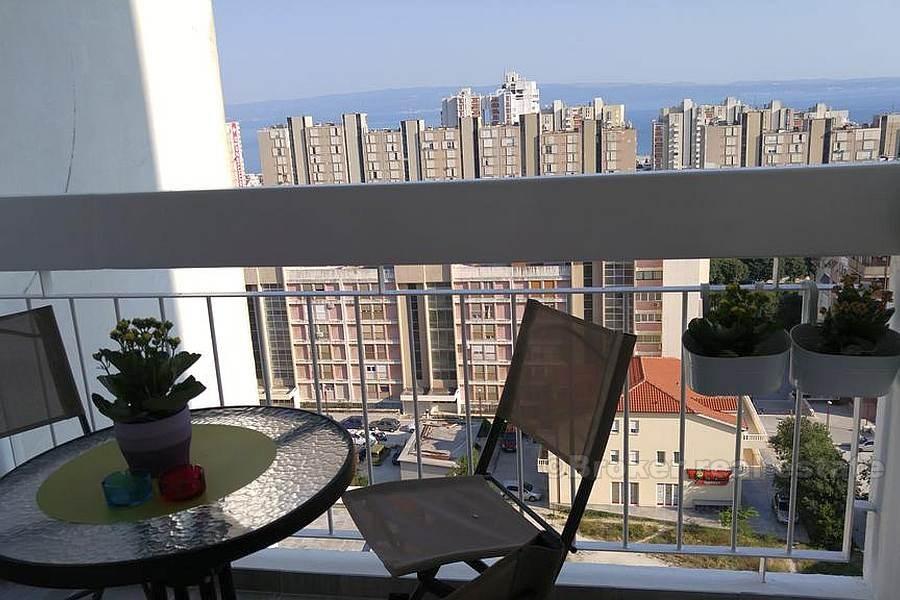 Möblerad lägenhet (Split 3), till salu