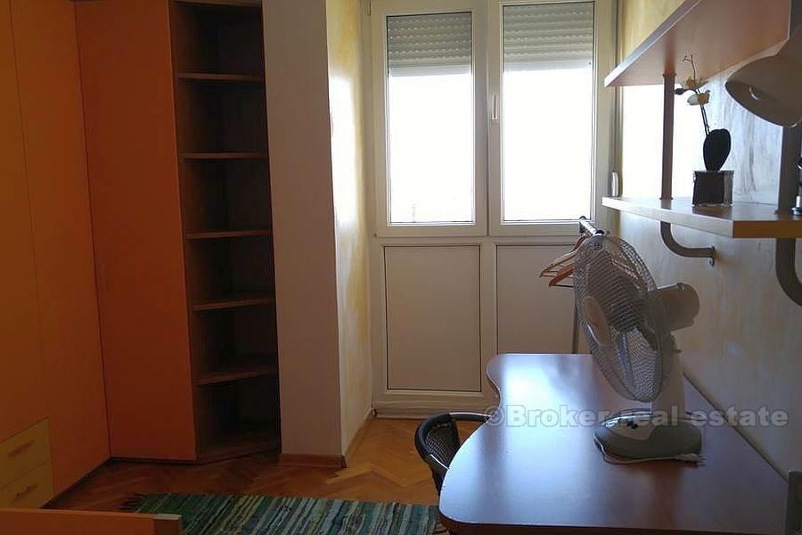 Appartamento ammobiliato (Split 3), in vendita