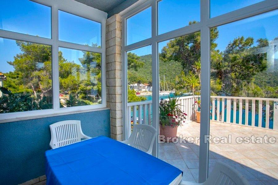 Hus första raden till havet