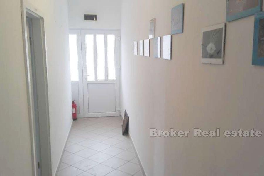 Deux appartements plus petits, 45m2 chacun, à vendre