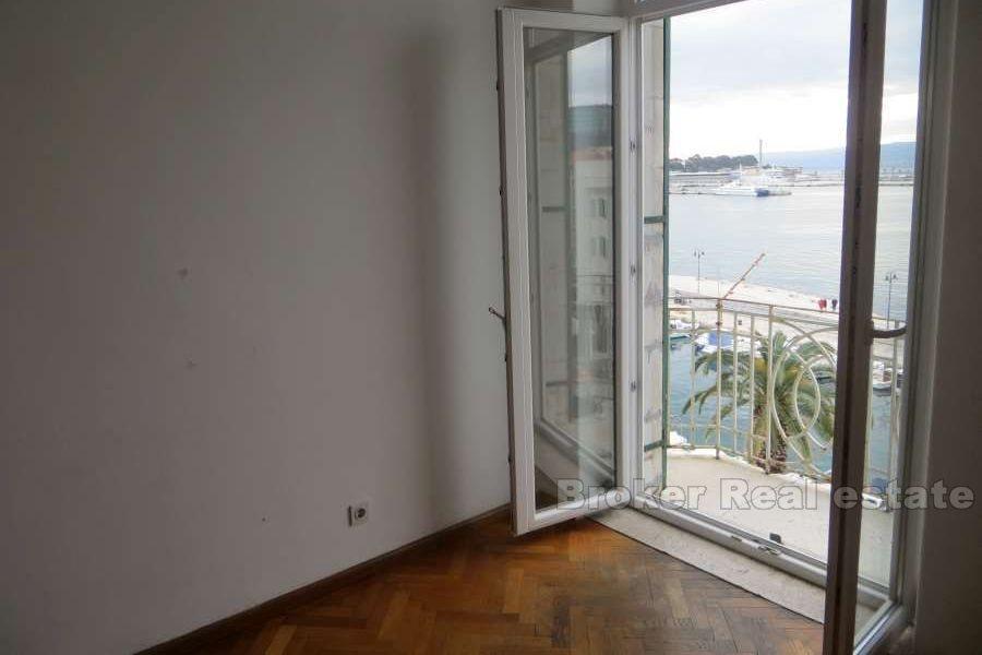 Centar, apartman na jedinstvenoj poziciji, na prodaju