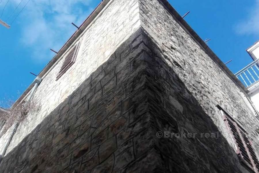 Stone house, for sale