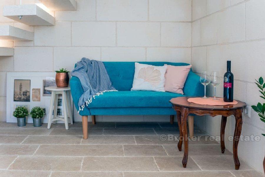 Maison en pierre rénovée en plein cœur de Split