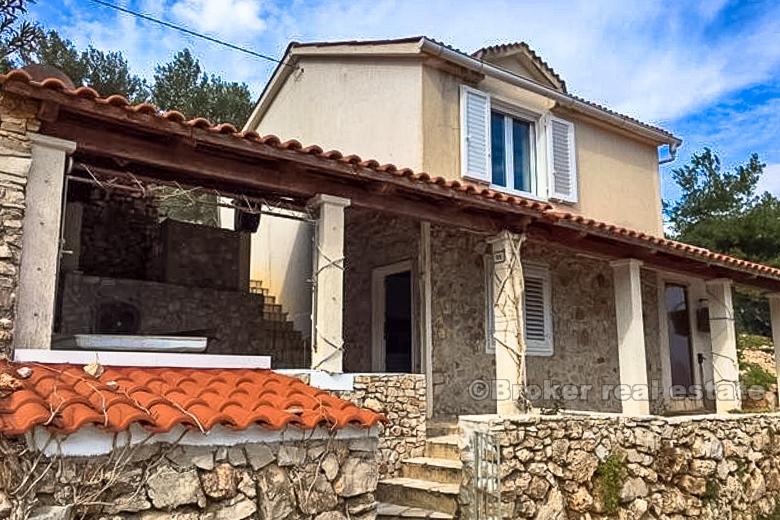 Vackert hus nära havet, till salu