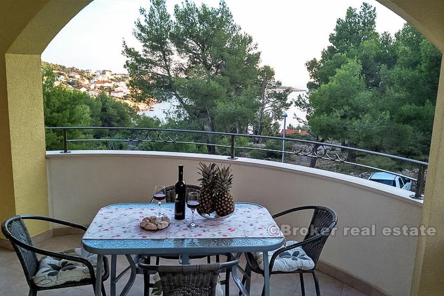 Apartmanska kuća s pogledom na more, prodaja