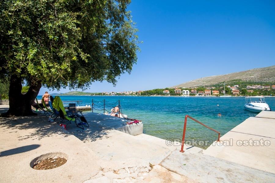 Apartment house, waterfront, for sale