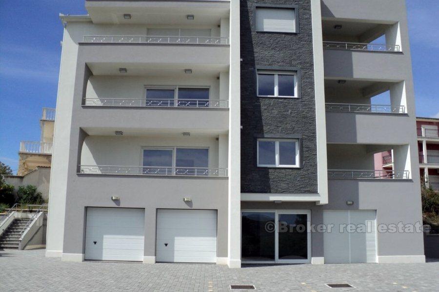 Apartments with sea view, for sale.