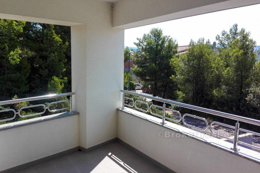 Apartamenty z widokiem na morze, na sprzedaż.