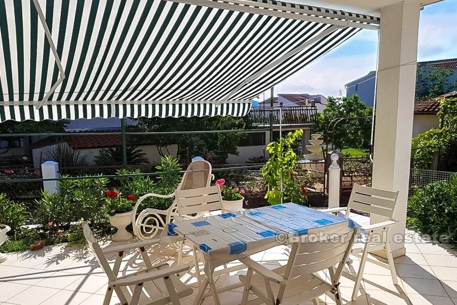 Casa, a 200m dal mare, in vendita