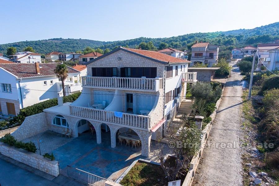 Apartment house, by the sea, for sale